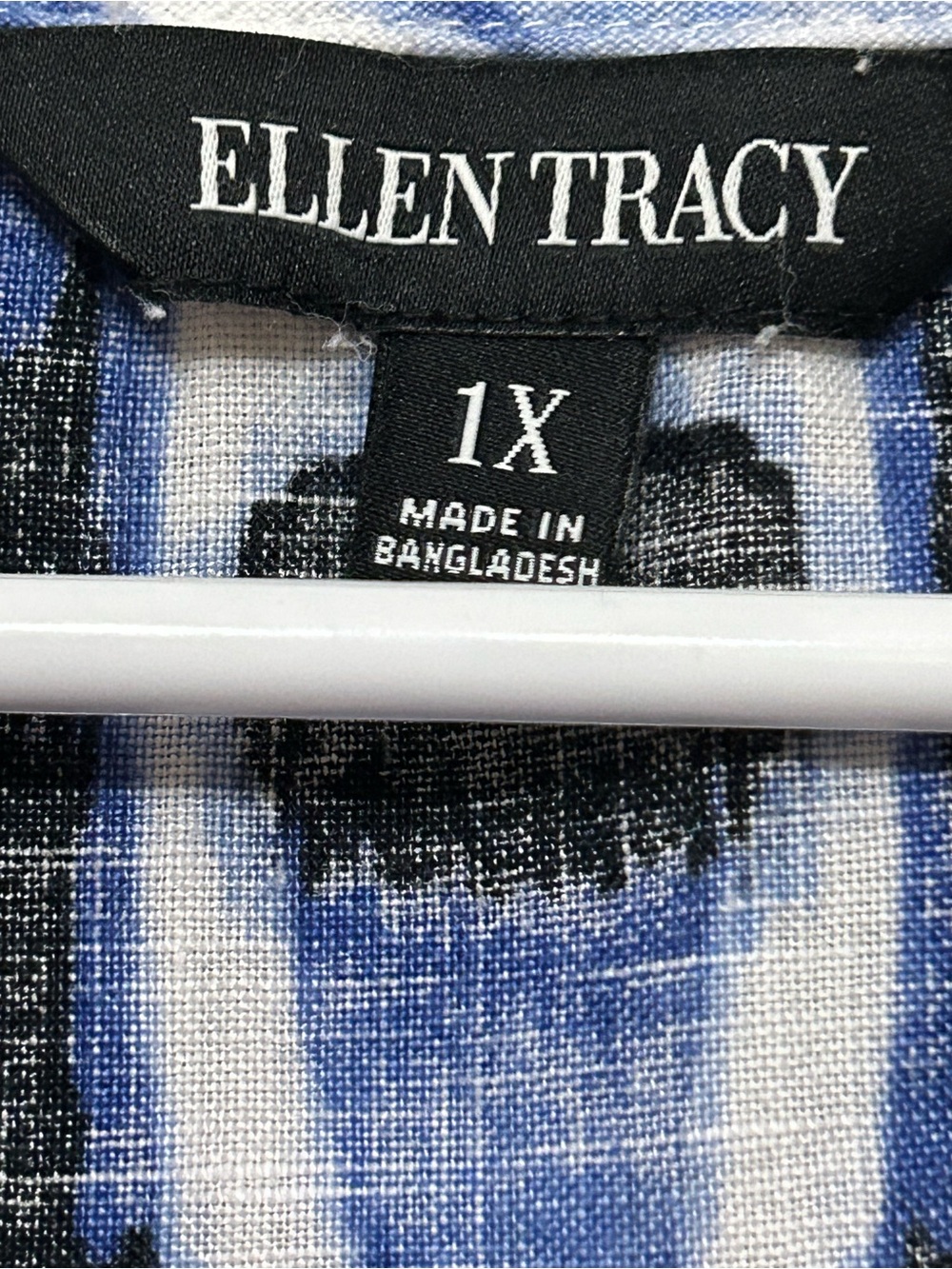 Ellen Tracy Linen Blue and Black Sleeveless Zip-Front Top Size 1X Pre Owned - Picture 4 of 9